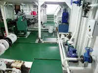 Desanta kuģis, tankkuģis pārdod
