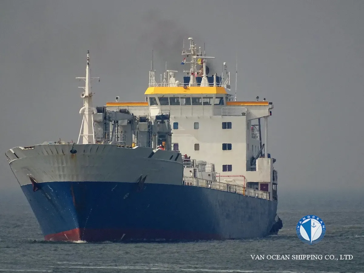 Reefer kuģis pārdod