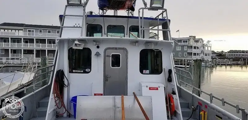 Trallers pārdod