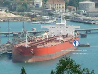 Naftas / Ķīmisko vielu tankkuģis pārdod