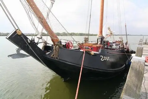 Bārža pārdod