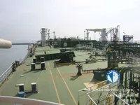 Naftas / Ķīmisko vielu tankkuģis pārdod
