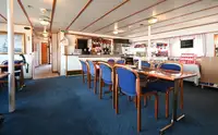 Pasažieru kuģis pārdod