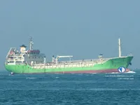 Naftas / Ķīmisko vielu tankkuģis pārdod