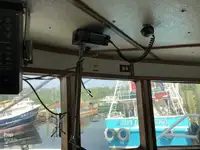 Trallers pārdod