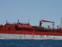 Naftas / Ķīmisko vielu tankkuģis pārdod