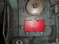Trallers pārdod