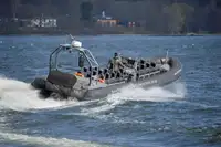 Cietā piepūšamā laiva pārdod