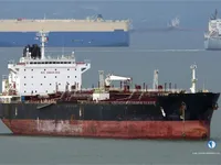 Naftas / Ķīmisko vielu tankkuģis pārdod