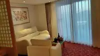 Kruīza kuģis pārdod