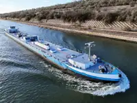Oil/Chemical tanker pārdošanā