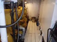 Trallers pārdod