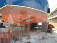 Staru trallera zvejas kuģis pārdod