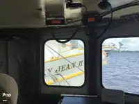 Trallers pārdod
