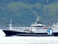 Trallers pārdod
