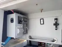 Niršanas atbalsta kuģis pārdod