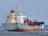 Naftas / Ķīmisko vielu tankkuģis pārdod