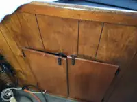 Trallers pārdod