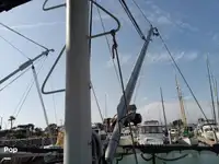 Niršanas atbalsta kuģis pārdod