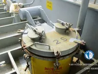 Naftas / Ķīmisko vielu tankkuģis pārdod