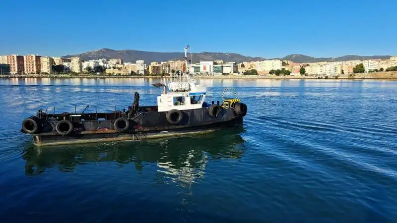 Darba laivas pārdod