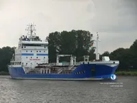 Naftas / Ķīmisko vielu tankkuģis pārdod