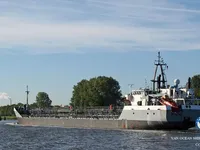 Naftas / Ķīmisko vielu tankkuģis pārdod