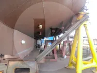 Dzīvu zivju pārvadājumu kuģis pārdod
