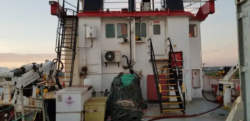 Reefer kuģis pārdod