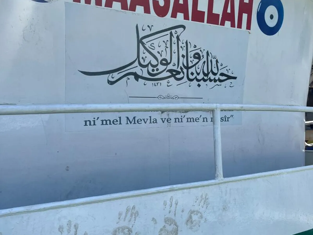 Purvotāju zvejas kuģis pārdod