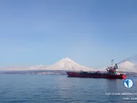 Naftas / Ķīmisko vielu tankkuģis pārdod