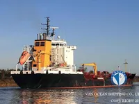 Naftas / Ķīmisko vielu tankkuģis pārdod