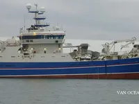 Trallers pārdod