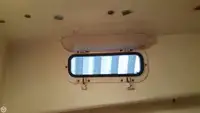 Trallers pārdod