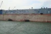 Naftas / Ķīmisko vielu tankkuģis pārdod