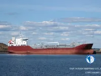 Naftas / Ķīmisko vielu tankkuģis pārdod