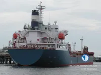 Naftas / Ķīmisko vielu tankkuģis pārdod