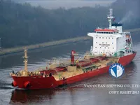 Naftas / Ķīmisko vielu tankkuģis pārdod