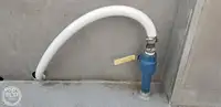 Trallers pārdod