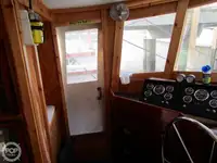 Trallers pārdod