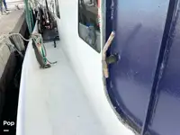 Trallers pārdod