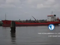 Naftas / Ķīmisko vielu tankkuģis pārdod