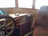 Trallers pārdod