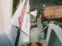 Desanta kuģis, tankkuģis pārdod