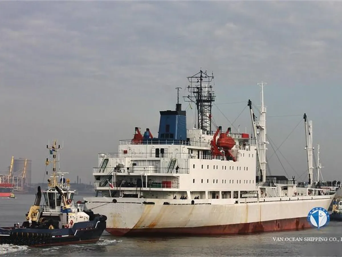 Reefer kuģis pārdod