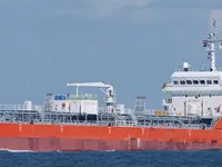 Naftas / Ķīmisko vielu tankkuģis pārdod