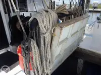 Trallers pārdod
