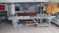 Garā līnija zvejas kuģis pārdod