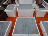 Trallers pārdod