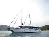 Jahta pārdod